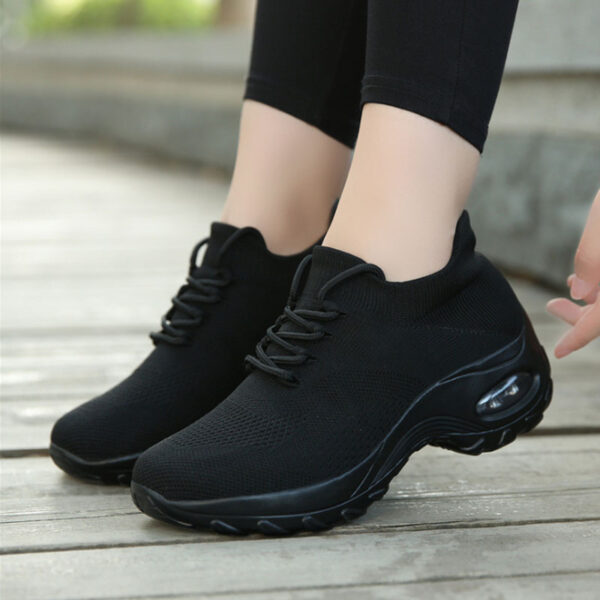 Sports Women Flying Knit Socks Shaking Shoes - Image 10